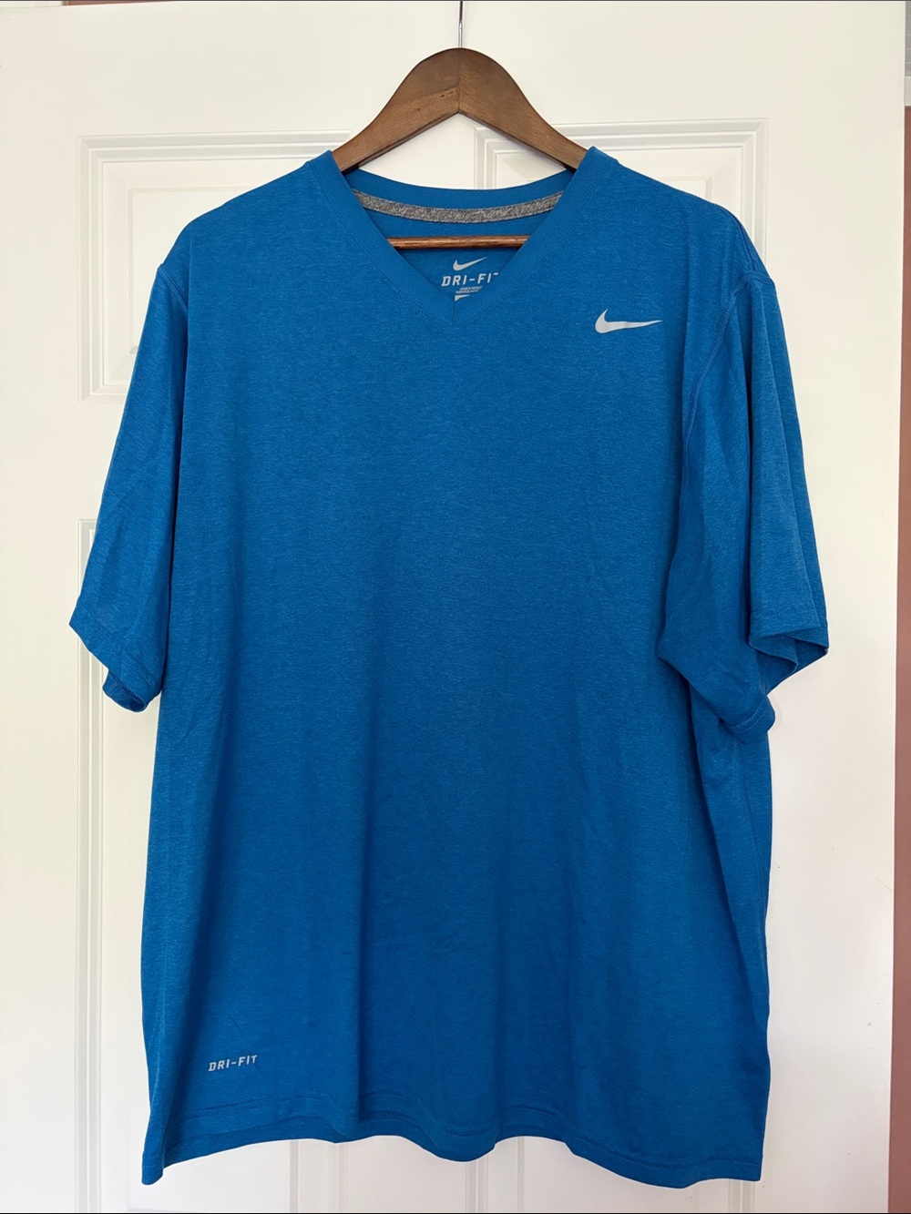 Nike Men’s Dri-FIT Short Sleeve V-Neck Tee - Royal Blue